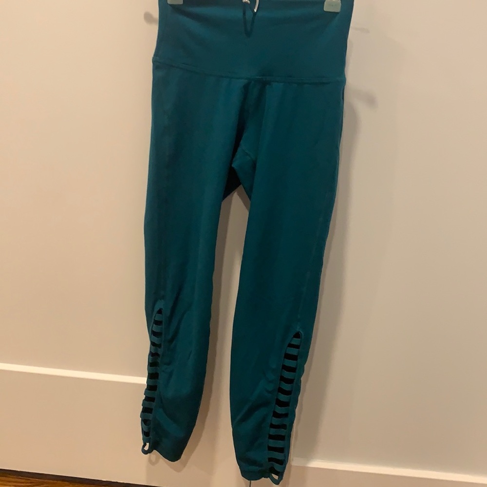 Athleta -teal- xs petite- never worn!!